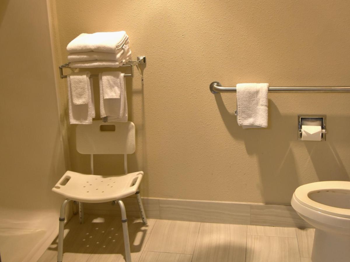 Quality Inn & Suites Brooks Louisville South Dış mekan fotoğraf
