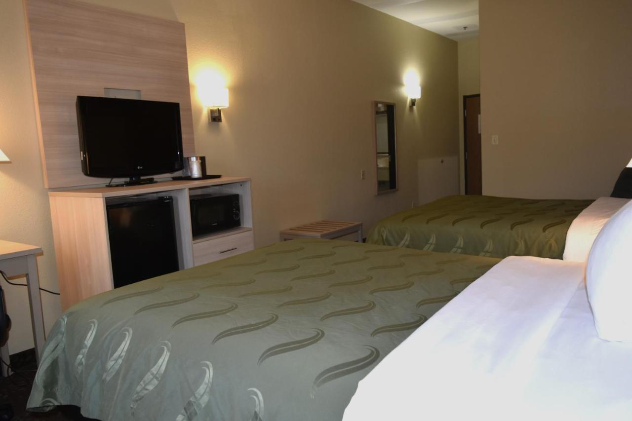 Quality Inn & Suites Brooks Louisville South Dış mekan fotoğraf