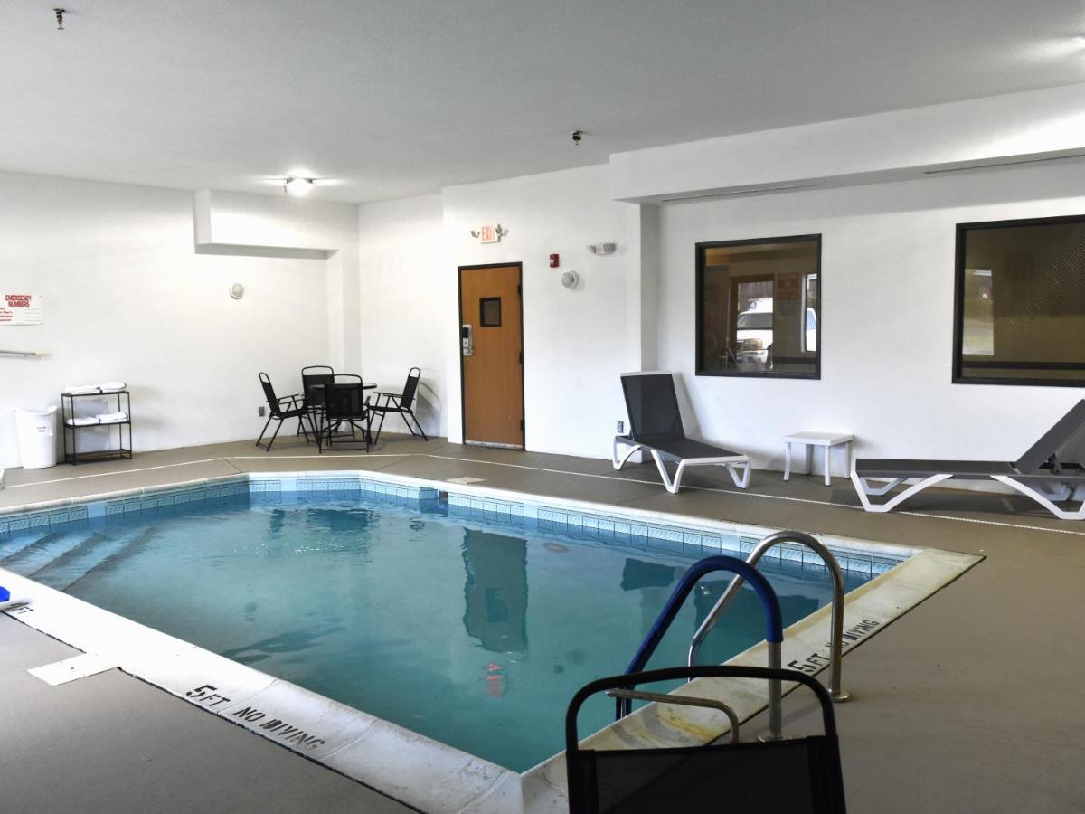 Quality Inn & Suites Brooks Louisville South Dış mekan fotoğraf
