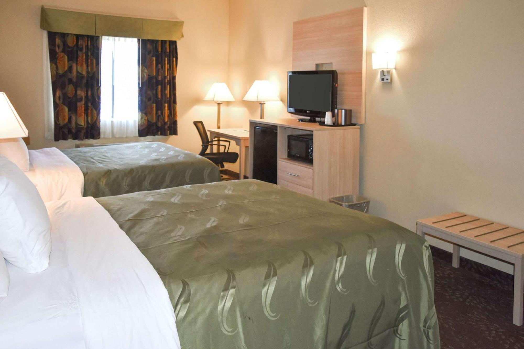 Quality Inn & Suites Brooks Louisville South Dış mekan fotoğraf